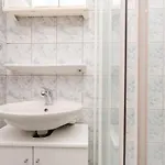 In شقة سفيتي فيليب ياكوف